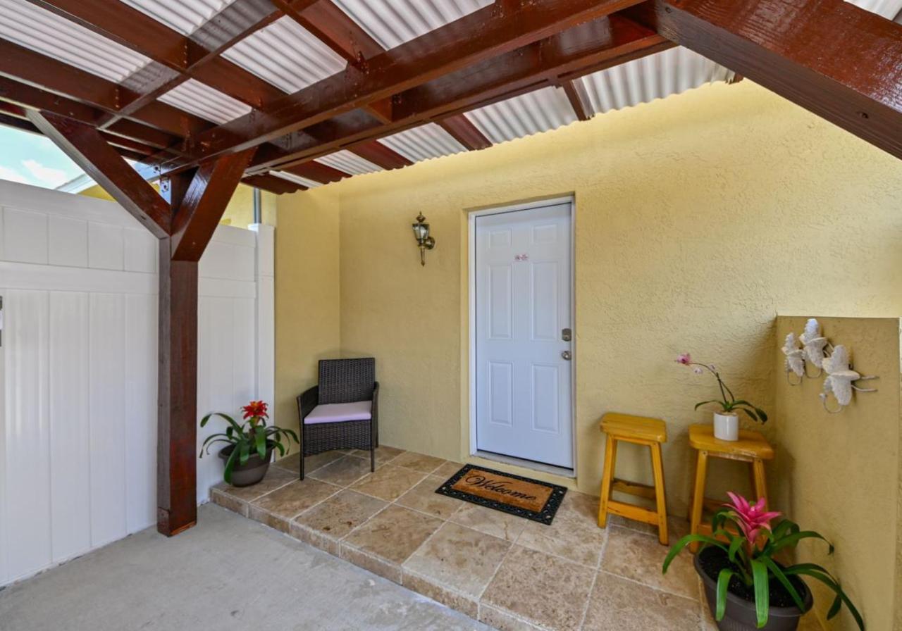 Paradise In Brandon With Luxurious 6 Person Spa Exterior foto