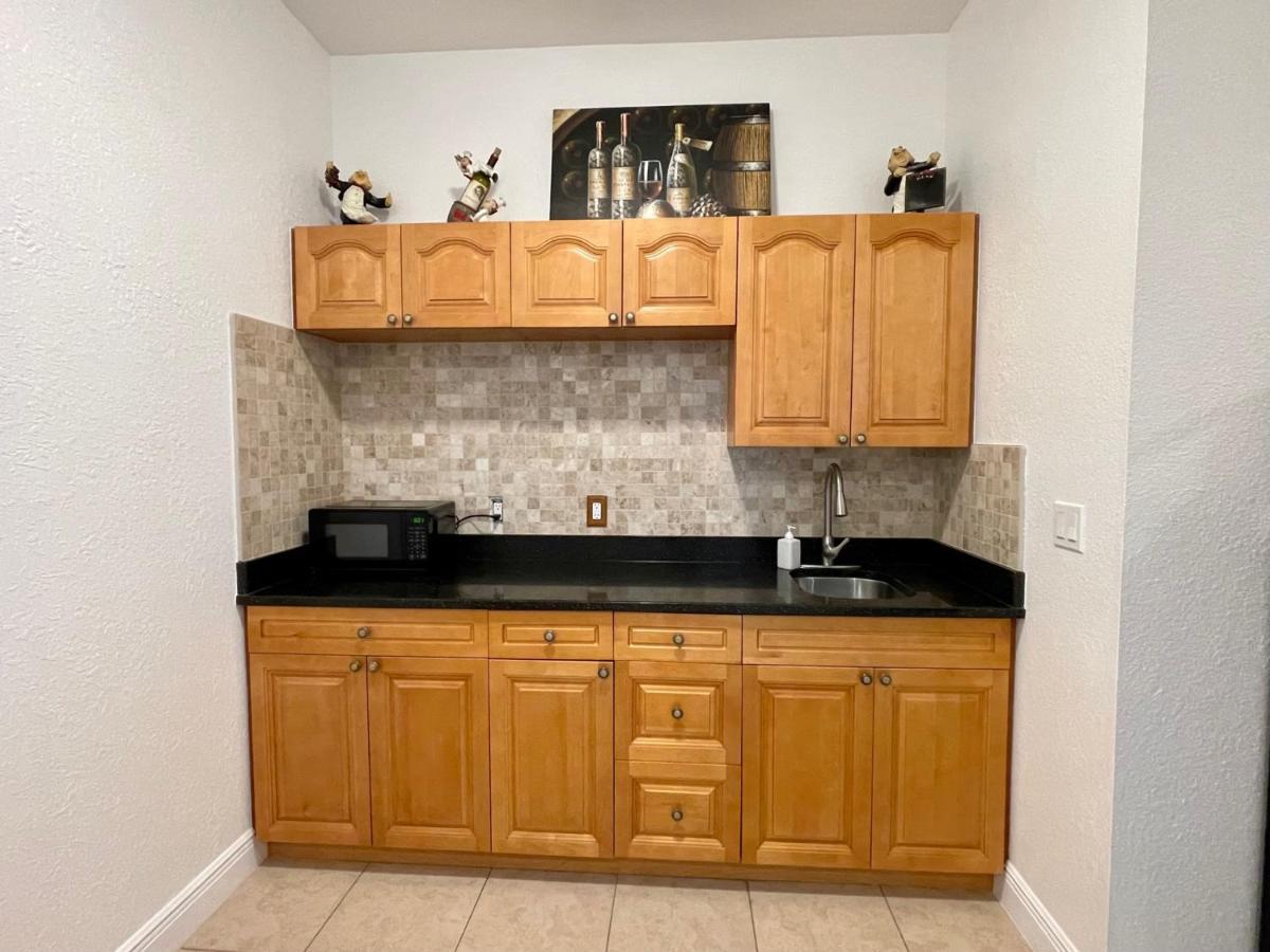 Paradise In Brandon With Luxurious 6 Person Spa Exterior foto